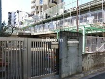 【保育園】文京区立向丘保育園まで81ｍ