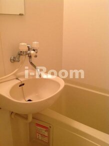 レオパレスマドレーヌ