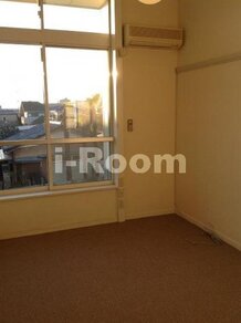 レオパレスマドレーヌ