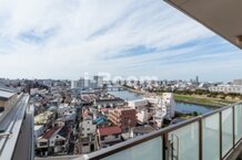 バウスフラッツ王子神谷