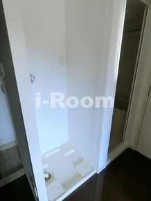 室内洗濯機置場　※2022年8月撮影