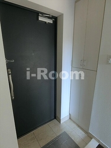 玄関　※2022年8月撮影