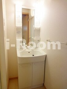 レオパレスプランドール高島