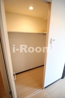 エルヴィエントライド上中里