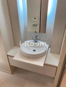 パークキューブ春日安藤坂