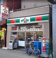 【コンビニエンスストア】ファミリーマート 西巣鴨三丁目店まで114ｍ