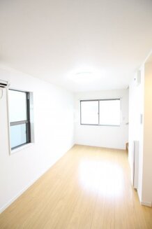 コンフォール駒込　201　豊島区駒込6