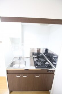 コンフォール駒込　201　豊島区駒込6