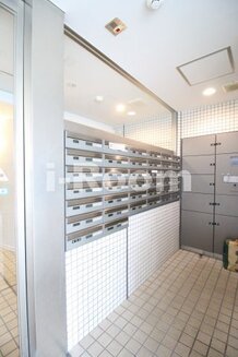 コンフォリア本駒込　文京区本駒込2　