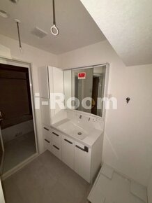 ゾンネンハイム六義園　本駒込6