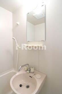 グローサリー本駒込　文京区本駒込1