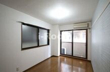 グローサリー本駒込　文京区本駒込1