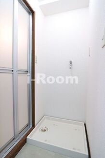 グローサリー本駒込　文京区本駒込1