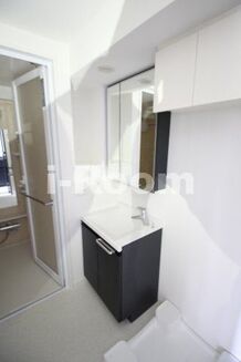 PREMIUM　CUBE　駒込　豊島区駒込1