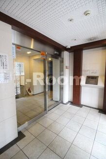 プレール・ドゥーク文京本駒込　文京区本駒込1