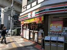 【コンビニエンスストア】セブンイレブン　西日暮里六丁目店まで192ｍ