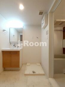 グレイシャス千早　豊島区千早２