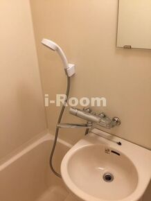 クレセント駒込　北区中里１