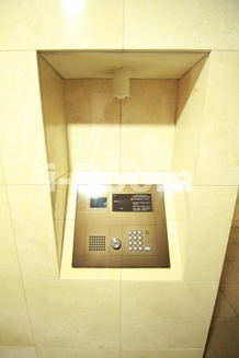 エステージ六義園　文京区本駒込6　