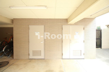 エステージ六義園　文京区本駒込6　