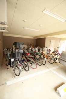 エステージ六義園　文京区本駒込6　