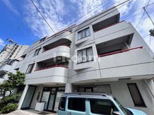 EASEHOUSE(イーズハウス)